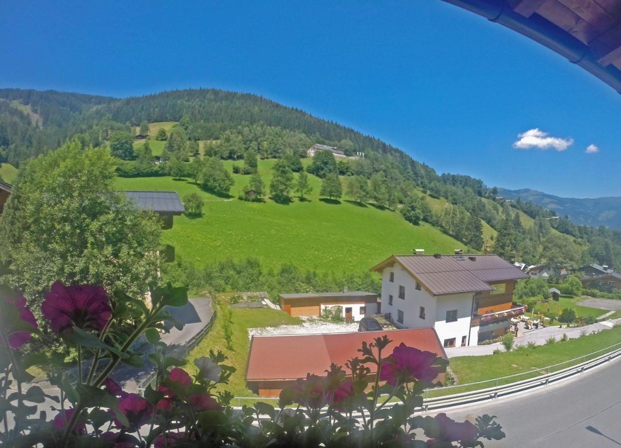 Bed and Breakfast Zimmervermietung Babsy à Zell am See Extérieur photo