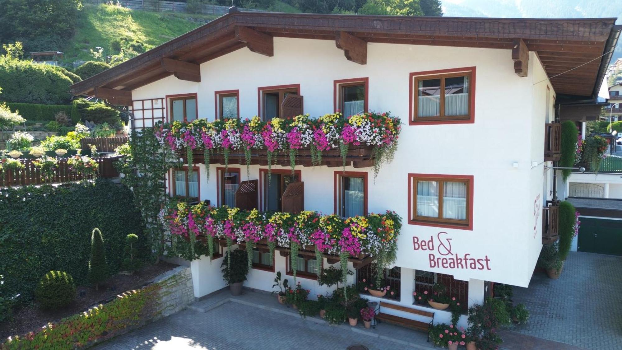 Bed and Breakfast Zimmervermietung Babsy à Zell am See Extérieur photo