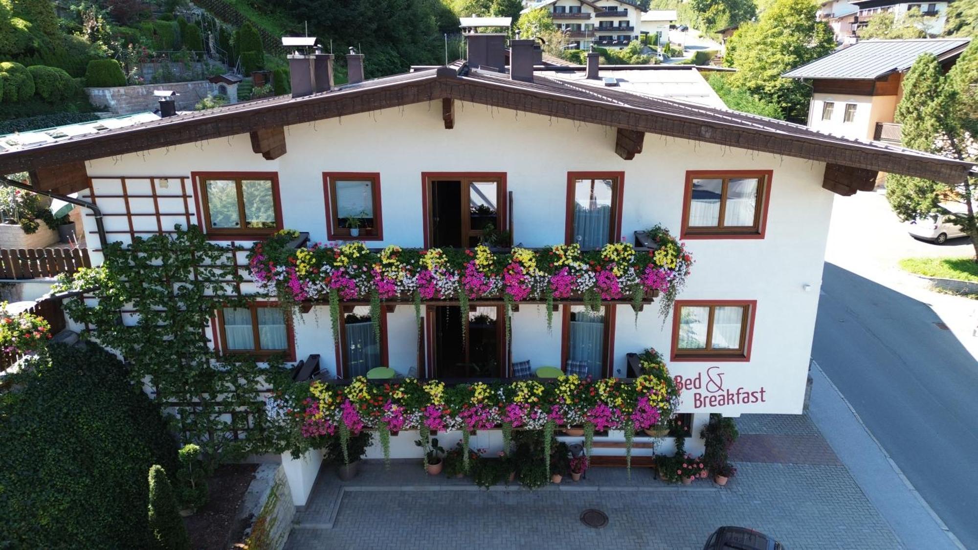 Bed and Breakfast Zimmervermietung Babsy à Zell am See Extérieur photo